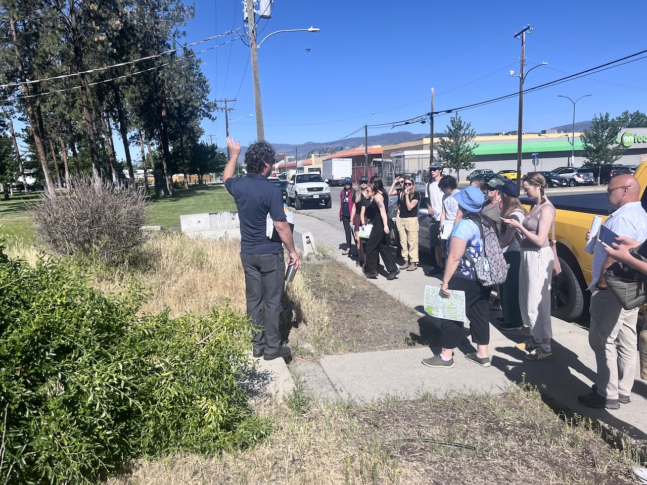 CanopyFit maps the barriers and benefits around urban tree planting.